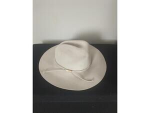 Stetson Light Beige Wide Brim Felt Hat with Braided Band